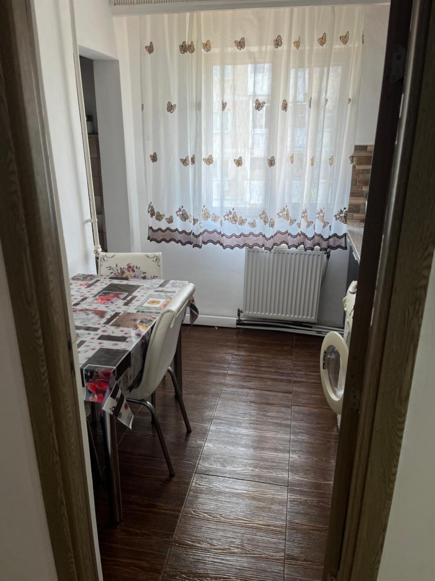 Apartament 2 Camere Curtea de Argeş Exteriör bild